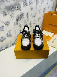 Picture of Louis Vuitton Shoes _SKULVsz35-405cmmnf051017745